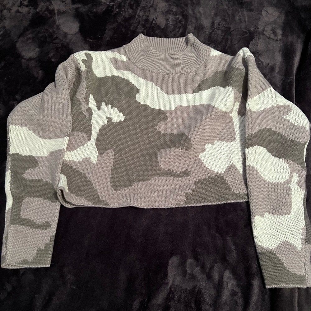Fashion nova crop sweater